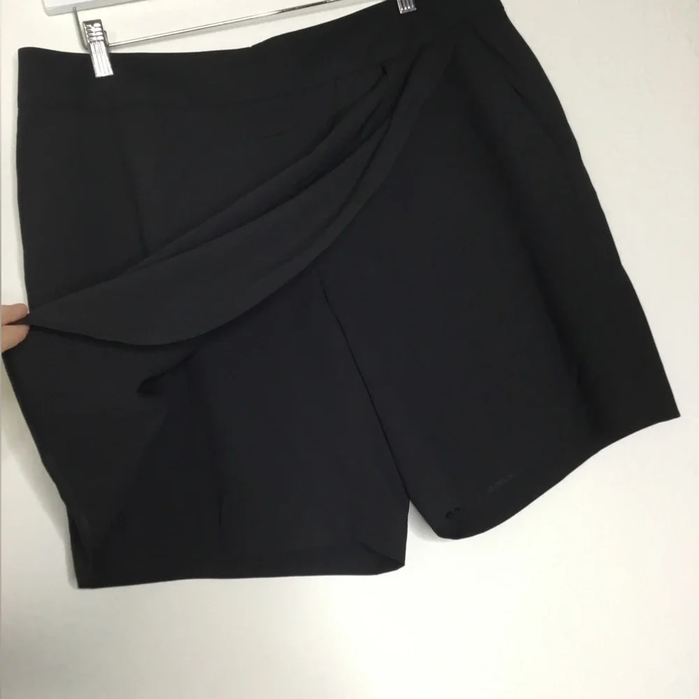 NWT Liz Claiborne Short Skort